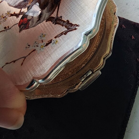 Vintage Stratton Compact Mirror with Original Pouch-Goldfinches-Excellent Cond. - Picture 7 of 15